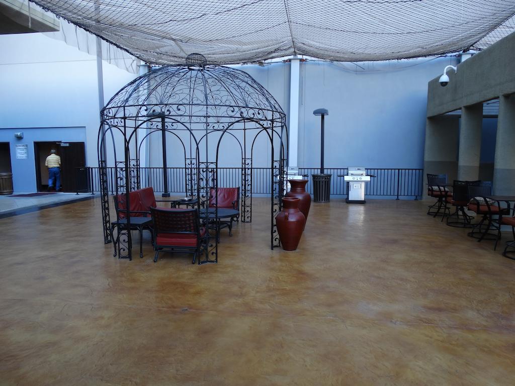 Suites At Jockey Club ラスベガス エクステリア 写真